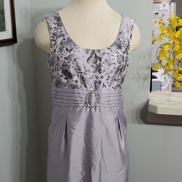 R&M RICHARDS 2 PCS SUIT.  Orchid satin with sequins/Reinstones. SIZE 10P… - Picture 7 of 16